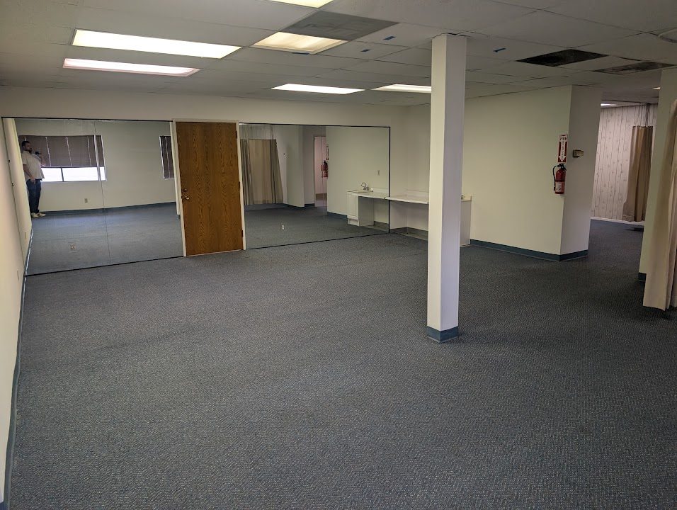 Unit 203 PT space office / medical space in Gardena